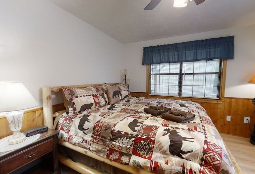 Little Mountain Hideaway