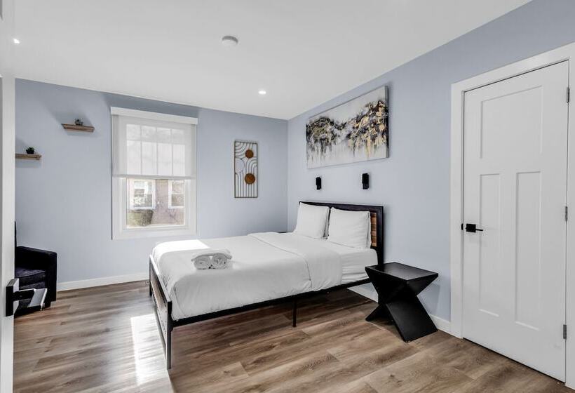 Luxury 3br House In Charlotte