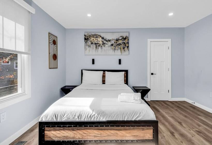 Luxury 3br House In Charlotte