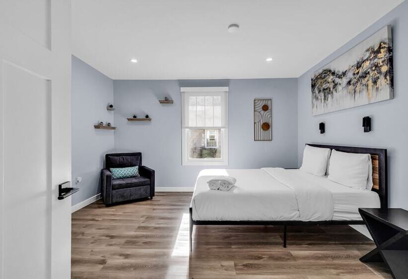 Luxury 3br House In Charlotte