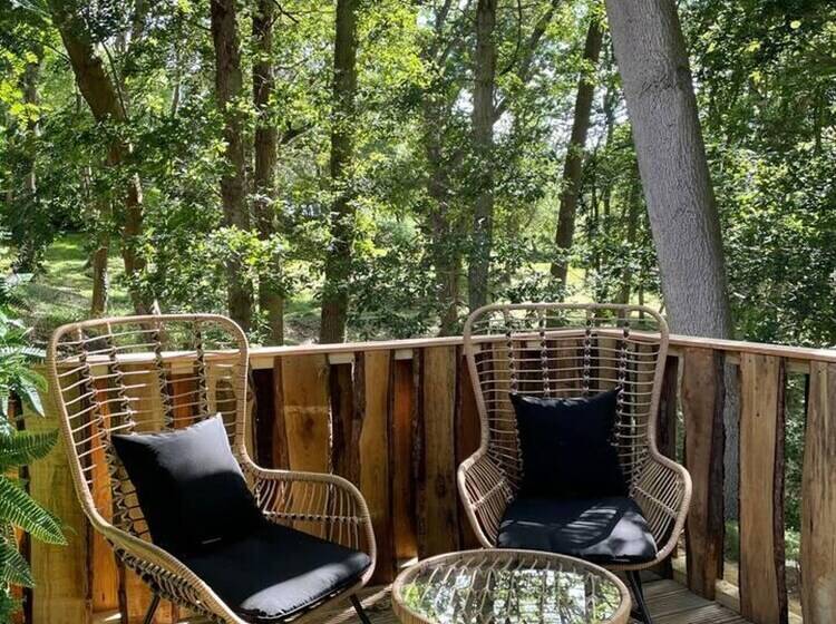 Luxury Cabin In The Woods