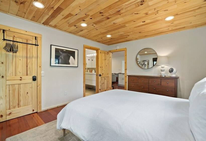 Mountain Pine Memories