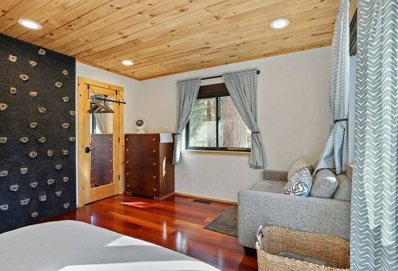 Mountain Pine Memories