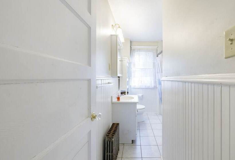 بنسيون 53 Geary Ave