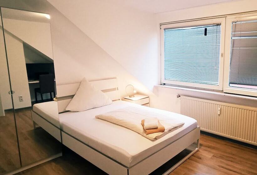 פנסיון Felsen Eck Apartments