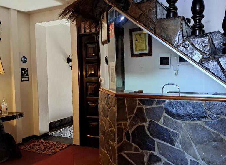 پانسیون Hostal Rumi Huasi Spa & Sauna