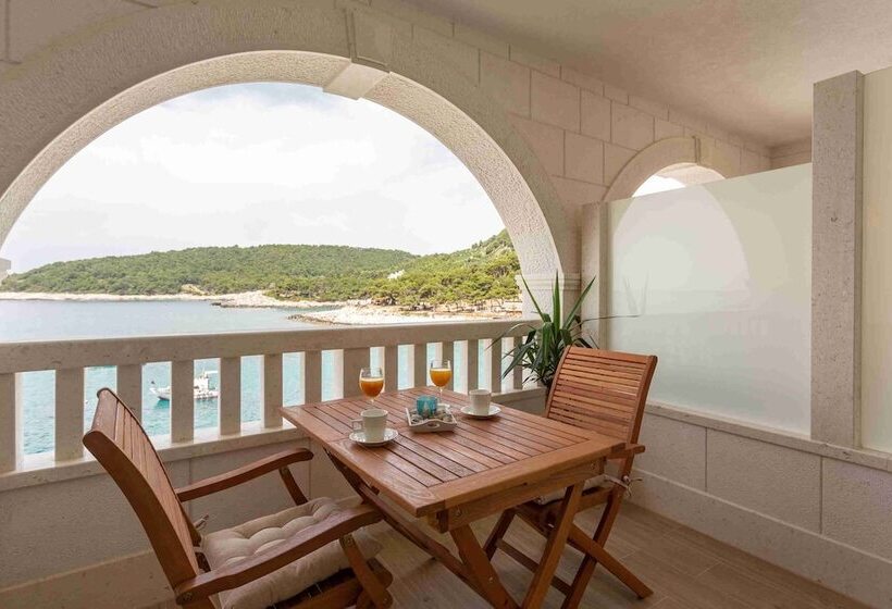 פנסיון Villa Stonehouse