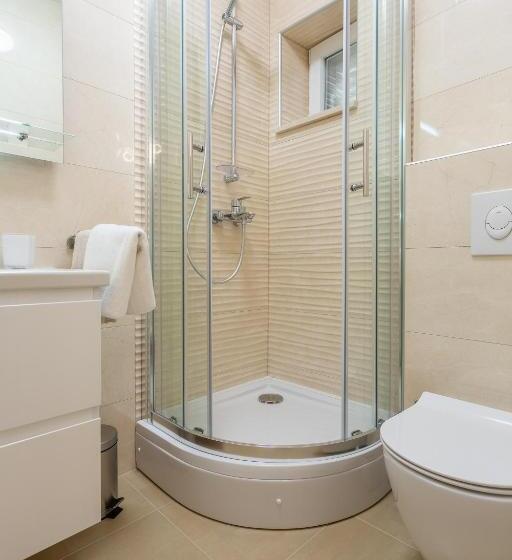 פנסיון Villa Stonehouse