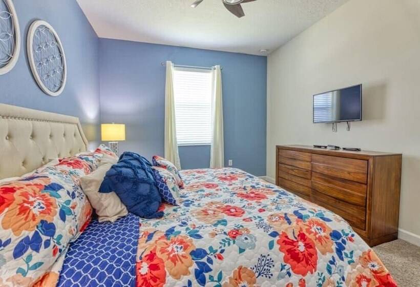 Perfect Vacay, Themed Rooms, Game Room & Theater