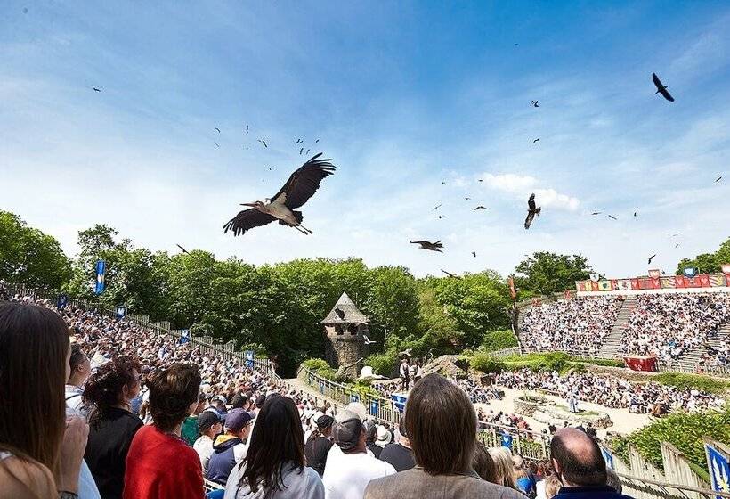 Puy Du Fou France   Hotel Les Iles De Clovis