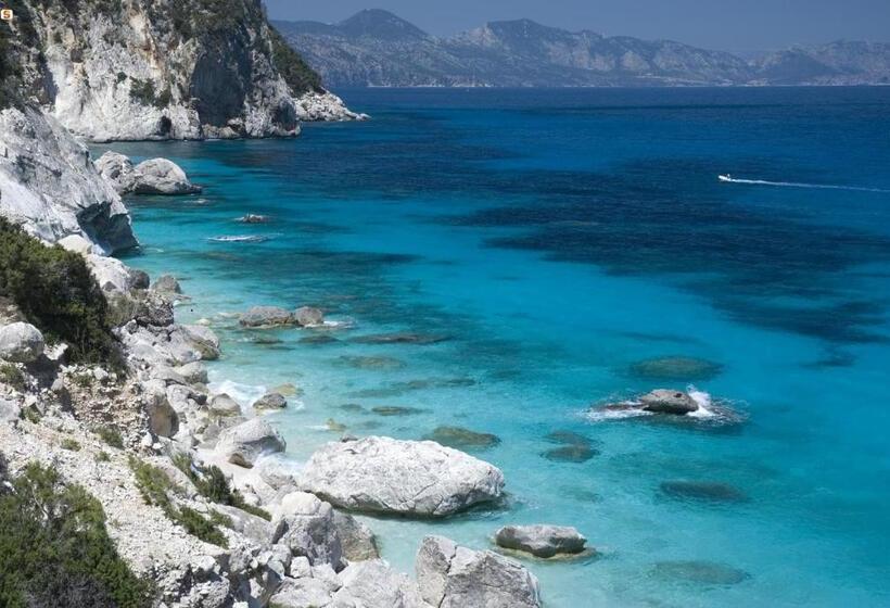 דירת נופש Isa Appartaments In Orosei With Air Conditioning