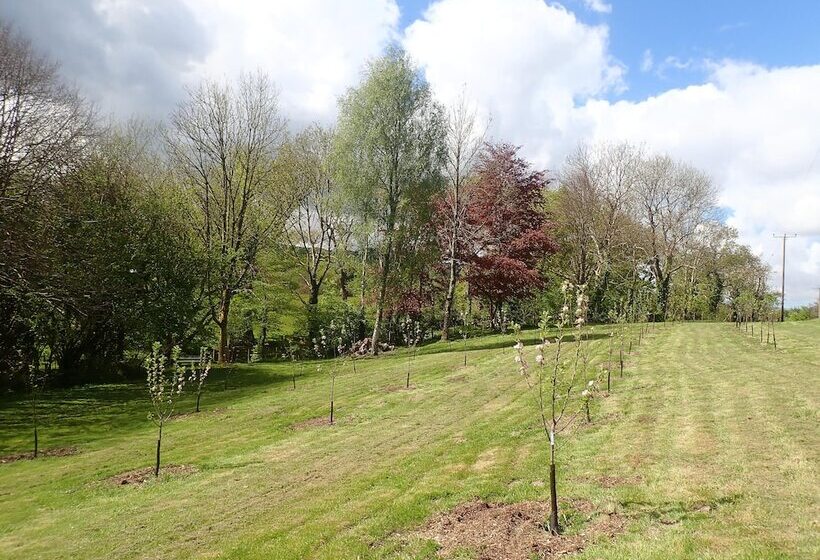 Резиденция Beautiful 15th Century Watermill Lovely Location