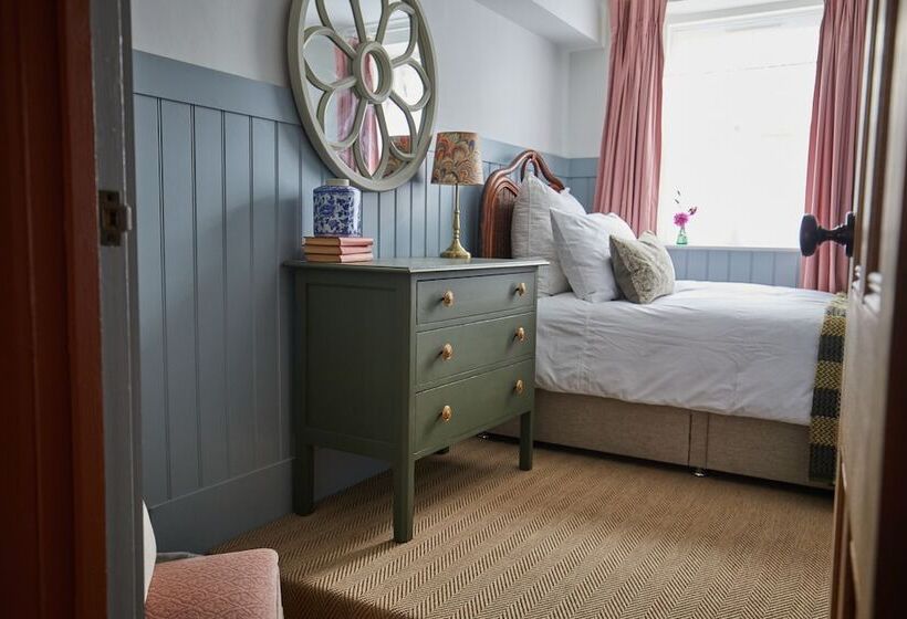 إقامة Beautiful 2 Bed Victorian Conversion In Pewsey