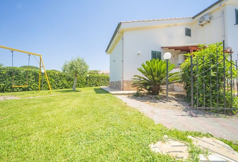 Резиденция Casa Vacanze Mare Nostrum Beach Front