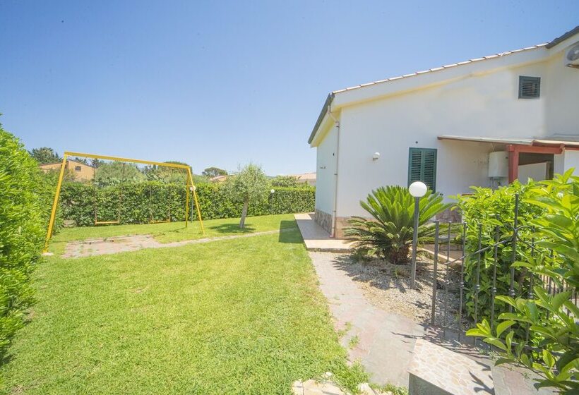 Резиденция Casa Vacanze Mare Nostrum Beach Front