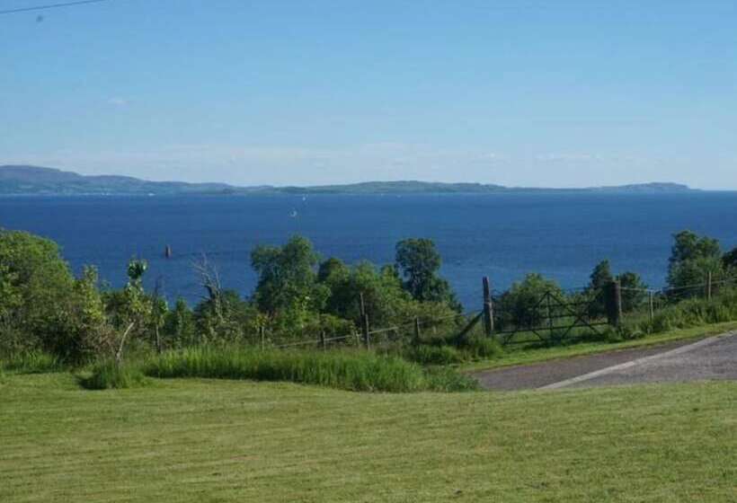 إقامة Coastal Farm Cottage With Epic Views
