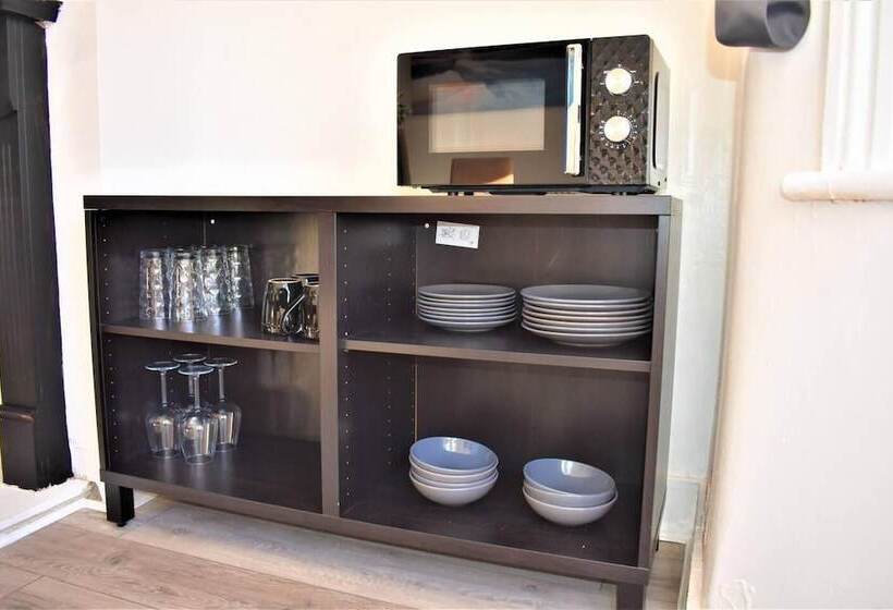 レジデンス Cosy, Modern House Nearby Seafront Southend