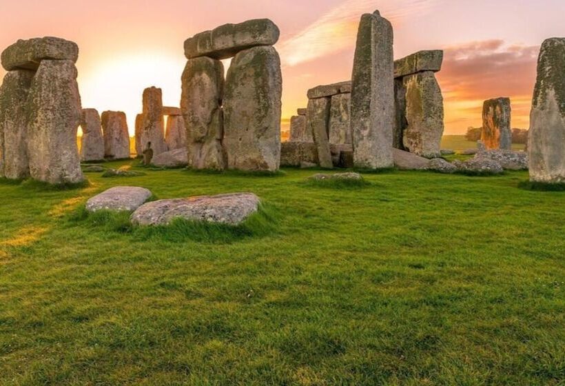 Резиденция Delightful 3 Bed Thatched Cottage Near Winchester