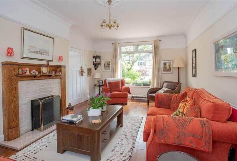 Резиденция Delightful Family Home