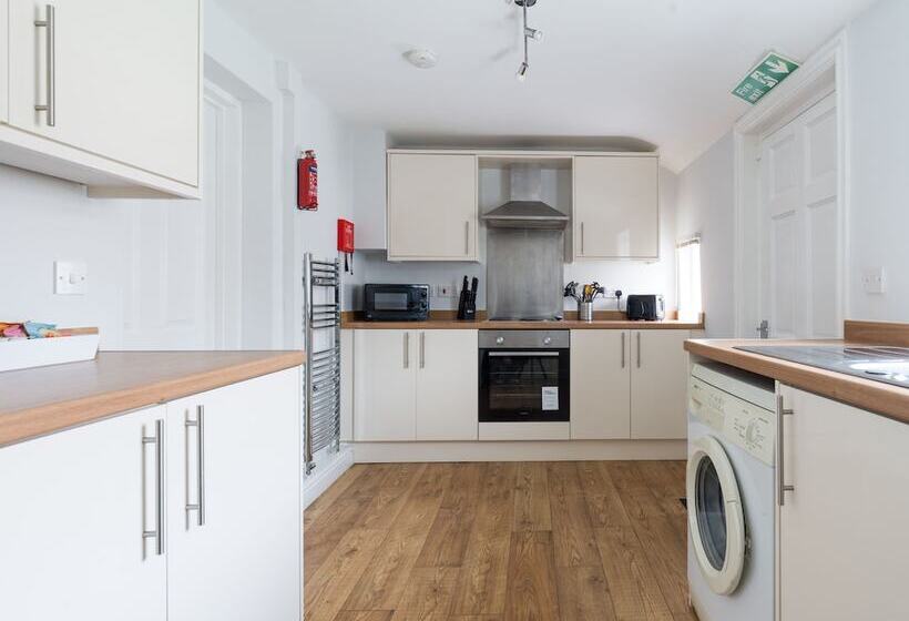 住所  Hawthorn House   2bedroom Ashington Northumberland