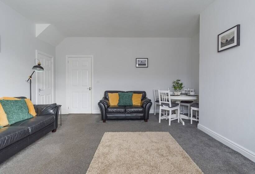 住所  Hawthorn House   2bedroom Ashington Northumberland