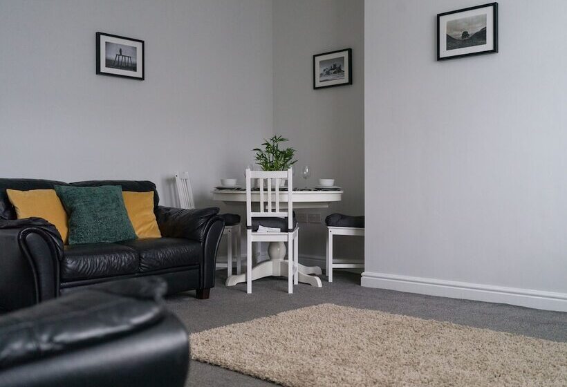 住所  Hawthorn House   2bedroom Ashington Northumberland