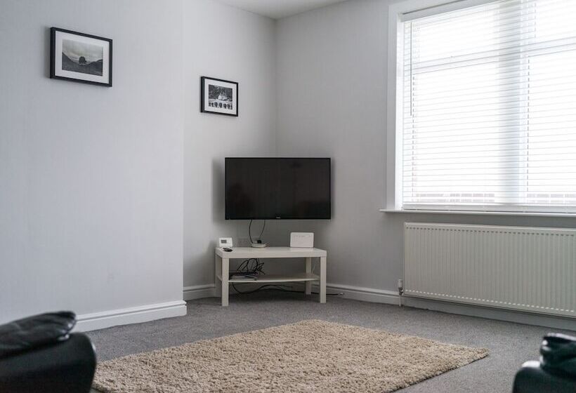 住所  Hawthorn House   2bedroom Ashington Northumberland