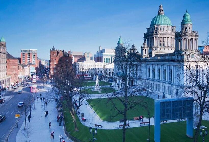 إقامة Captivating & Cosy 4 Bedroom House In Magherafelt