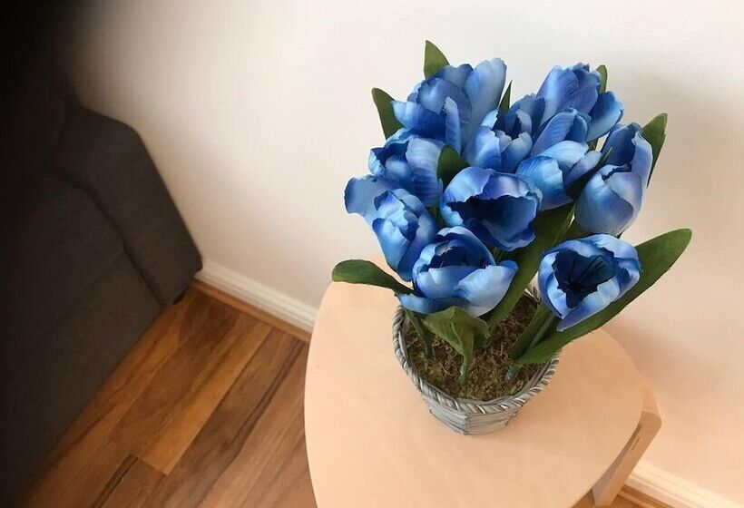 Резиденция Stunning 5 Bed House In Erith, Greater London