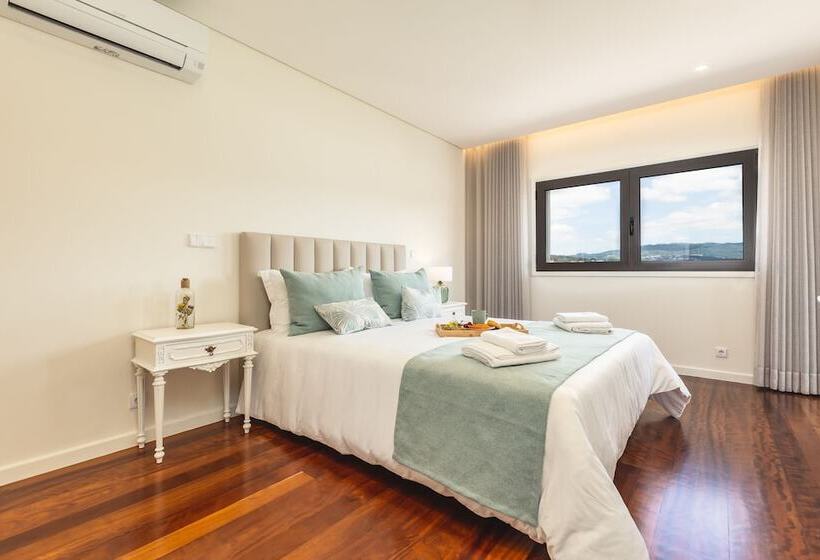 レジデンス Stunning 6 Bed House In Brito, Guimaraes