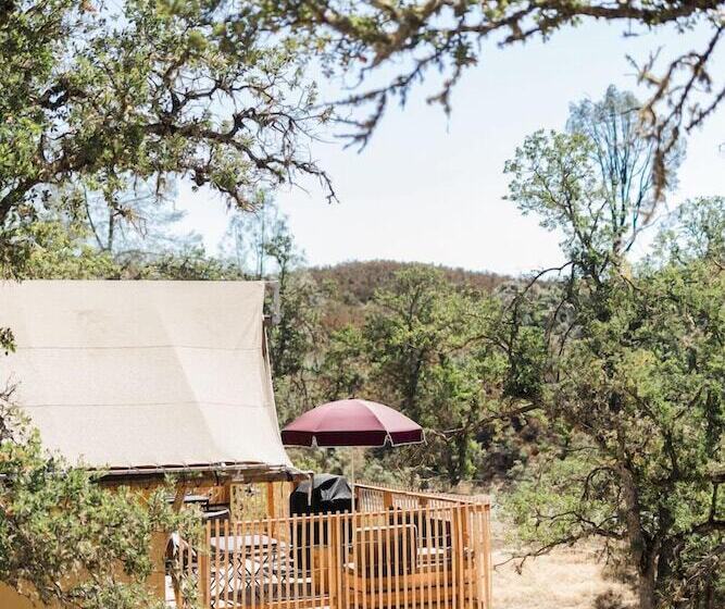 渡假胜地  Huttopia Wine Country