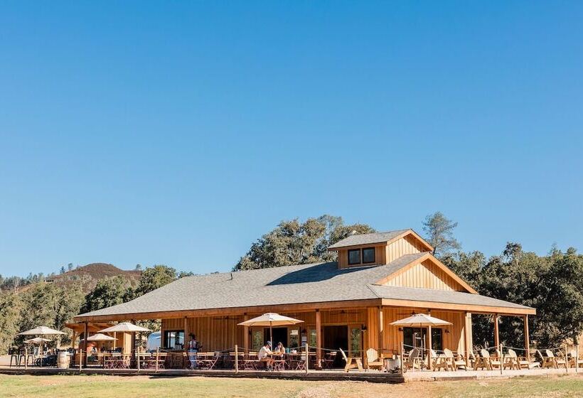 渡假胜地  Huttopia Wine Country