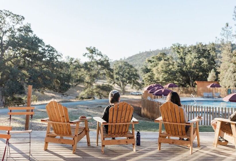 渡假胜地  Huttopia Wine Country