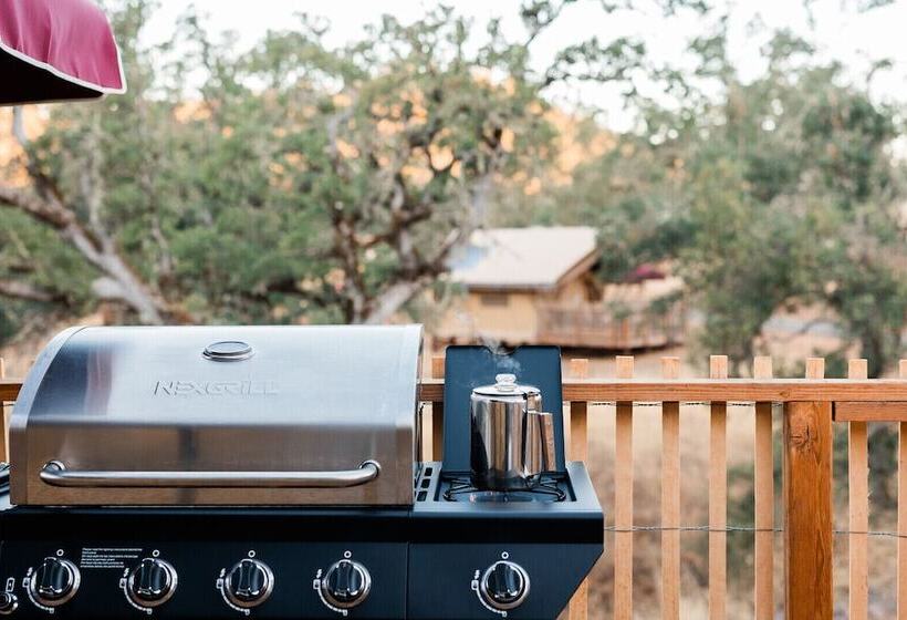 渡假胜地  Huttopia Wine Country