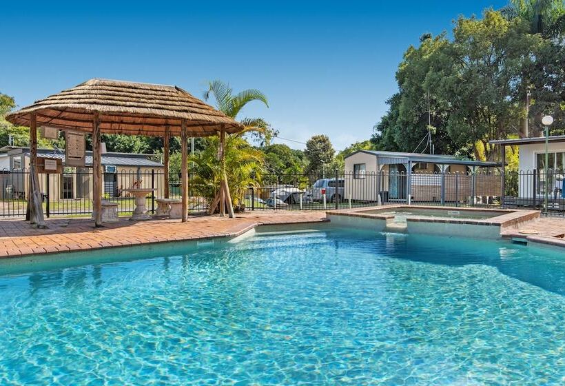 منتجع Yandina Caravan Park