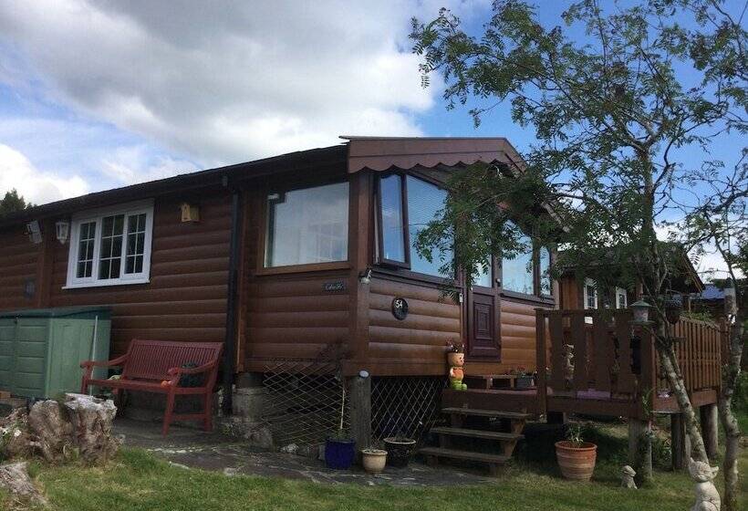Snowdonia National Park Log Cabin With Garden