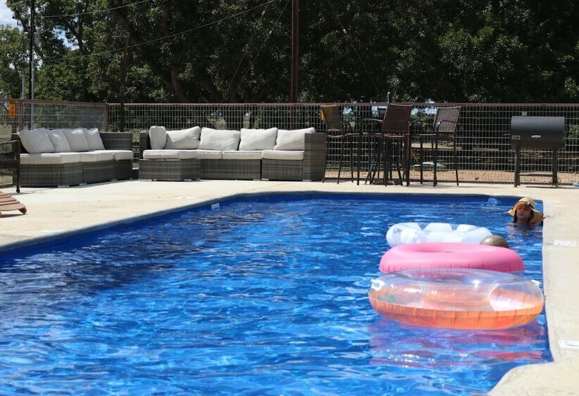 Son S Rio Cibolo   Glamping Cabin H