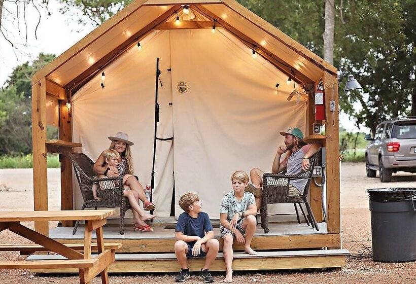 Son S Rio Cibolo Glamping Cabin A