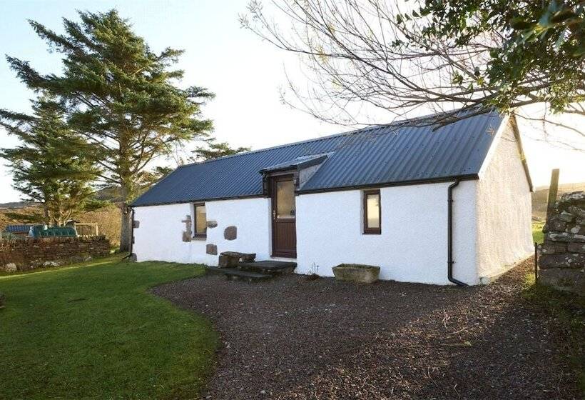 The Smithy House & Cottages