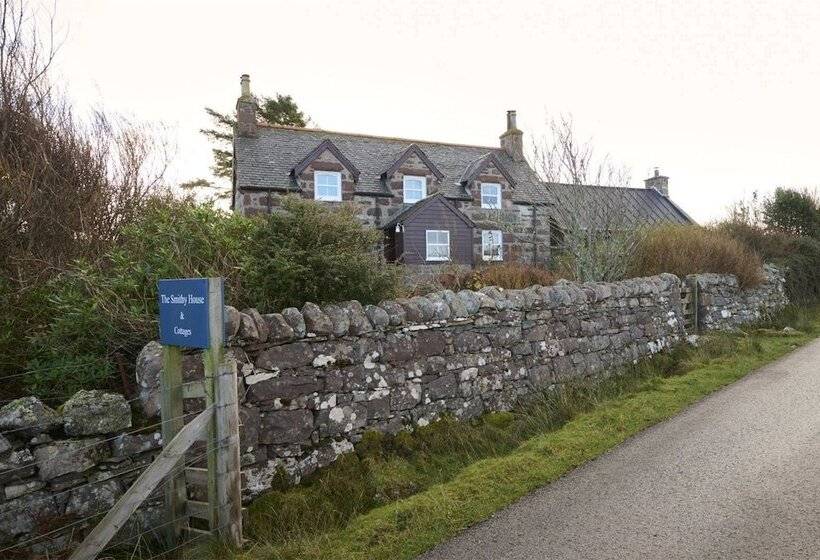 The Smithy House & Cottages