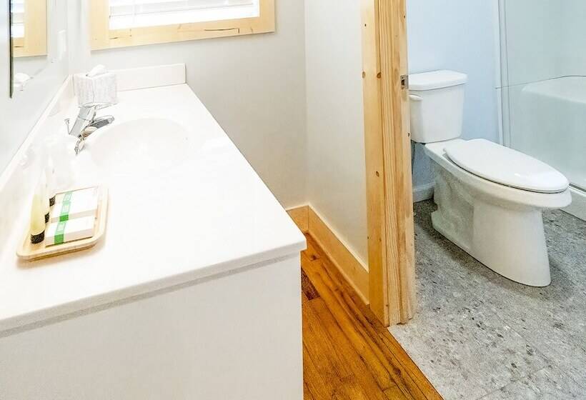 Tuggle S Gap Roadside Inn   Blue Ridge Parkway