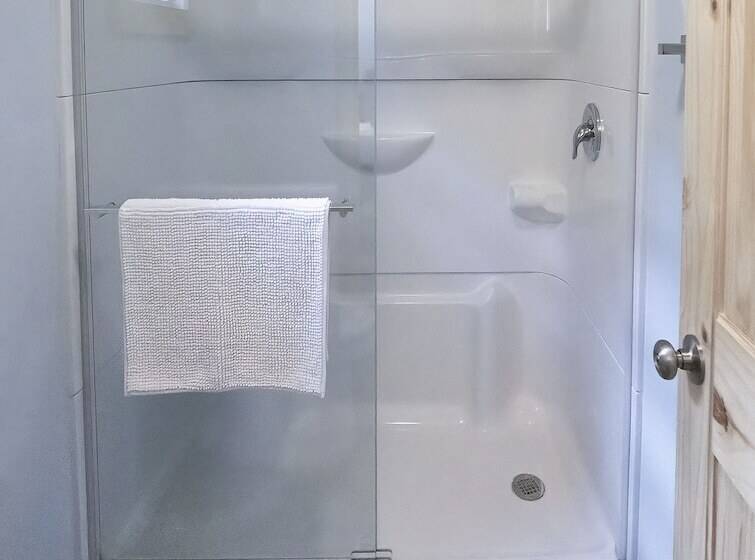 Tuggle S Gap Roadside Inn   Blue Ridge Parkway