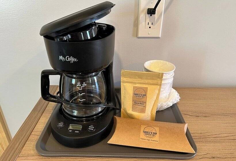 Tuggle S Gap Roadside Inn   Blue Ridge Parkway