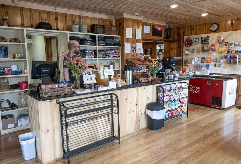 Tuggle S Gap Roadside Inn   Blue Ridge Parkway