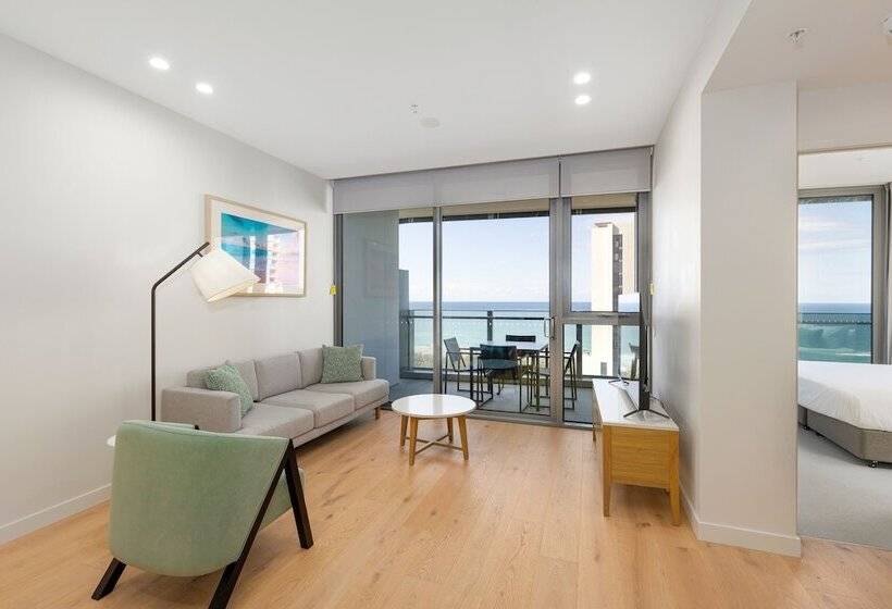 Signature Broadbeach   Gclr