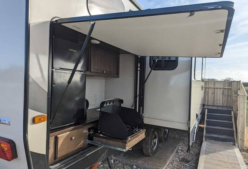 American Rv Dog Friendly Peaceful Location