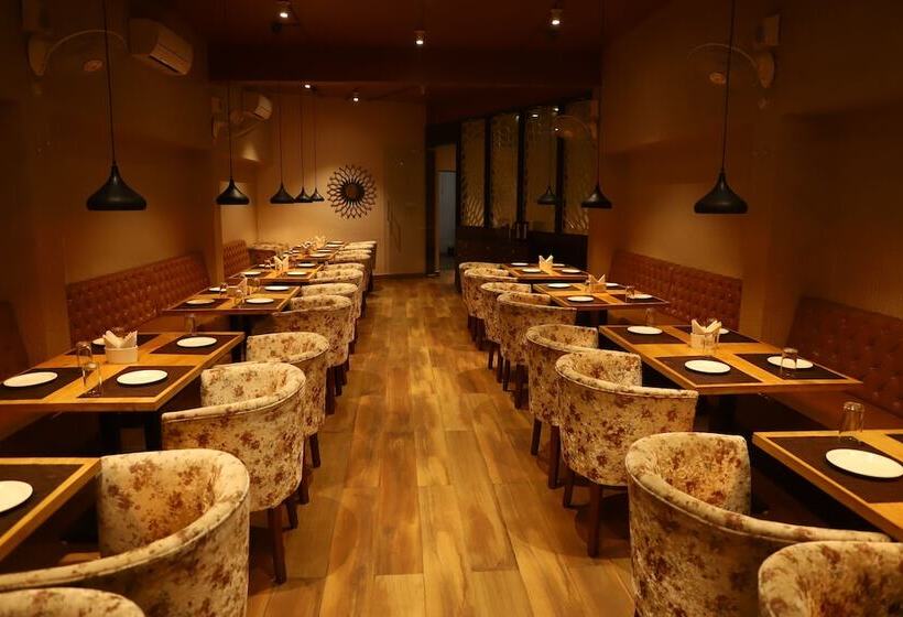 Annandam Inn Hotel Anand