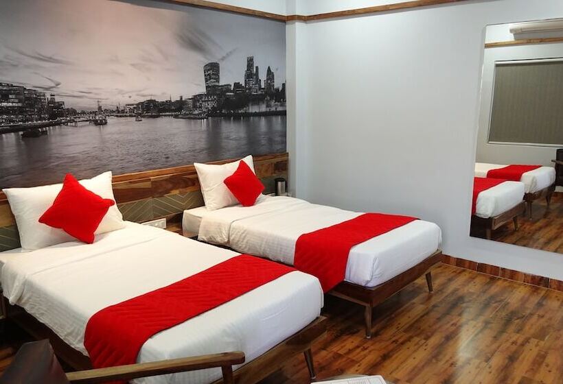 Annandam Inn Hotel Anand