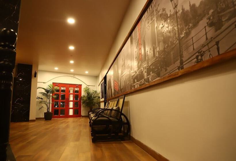 Annandam Inn Hotel Anand