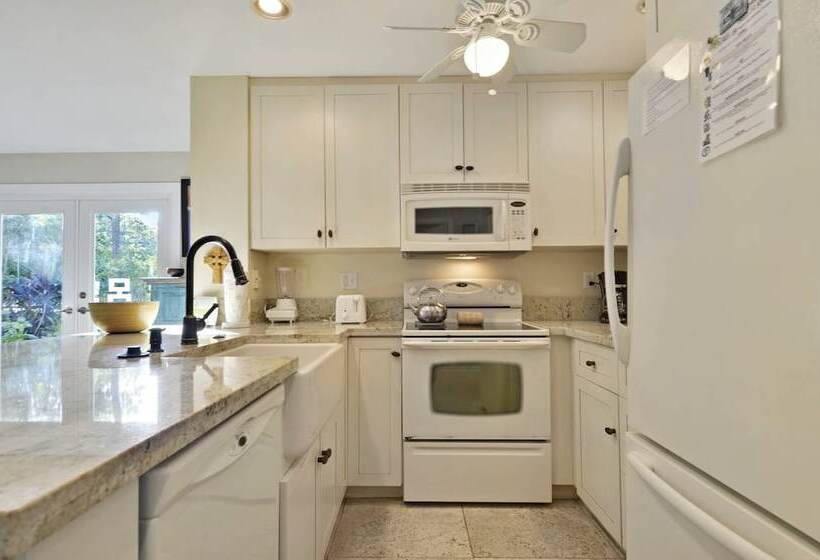 Artist Garden By Avantstay Great Location W/ Balcony, Outdoor Dining, Shared Pool & Bbq! Week Long S